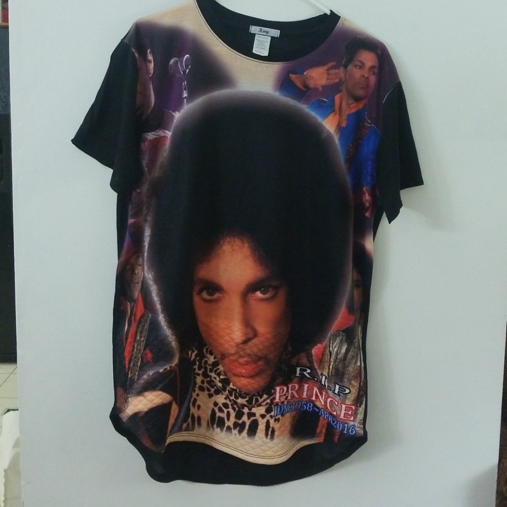 Women's RIP Prince tshirt size large